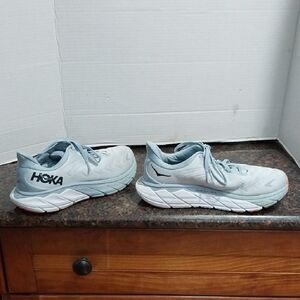 Hoka Gray Athletic Shoes with Cushioned Midsole.....SIZE 7.5...EUC